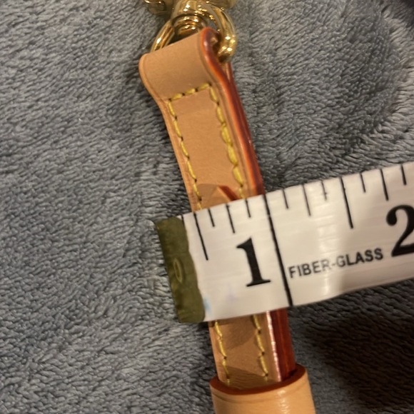 Authentic Louis  Vuitton Purse Strap. Like New. 3 feet - Picture 6 of 7